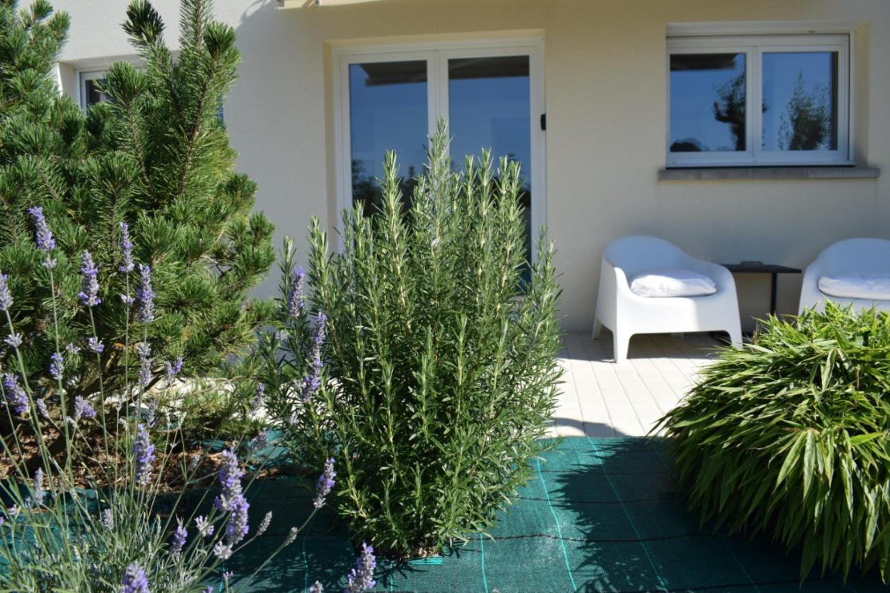 Les Sapins Verts Aparthotel Saint-Lo Kültér fotó